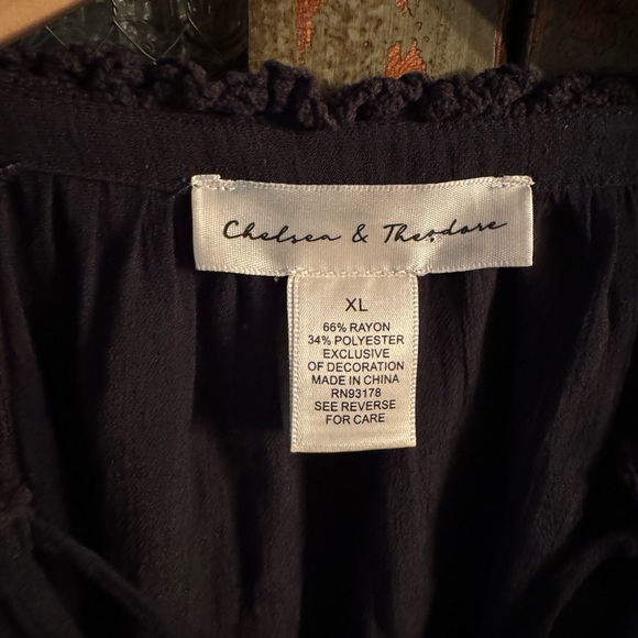 Chelsea & Theodore Purple V-Neck Bishop Sleeve Blouse - Picture 2 of 2